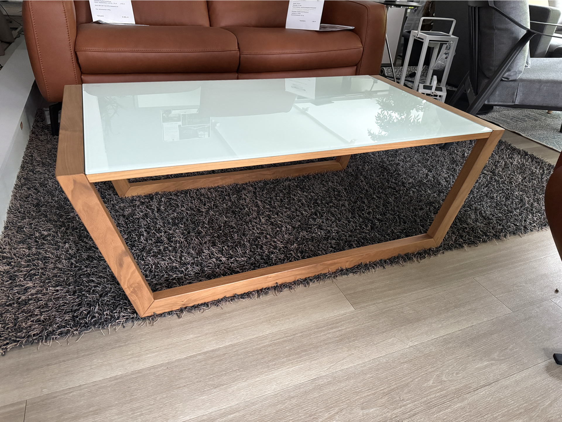 Couchtisch Kernnussbaum