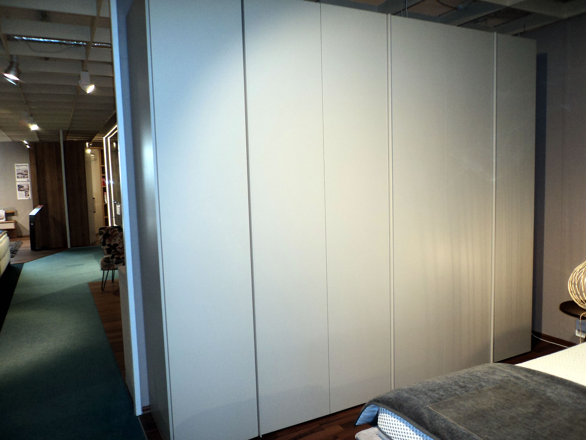 Kleiderschrank Amadia