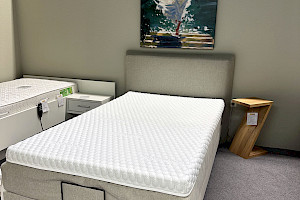 Boxspringbett mit Motorverstellung, 120/200 cm